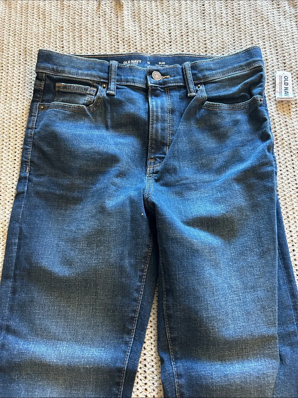 Boy’s Old Navy Slim Jeans in Dark Blue Wash